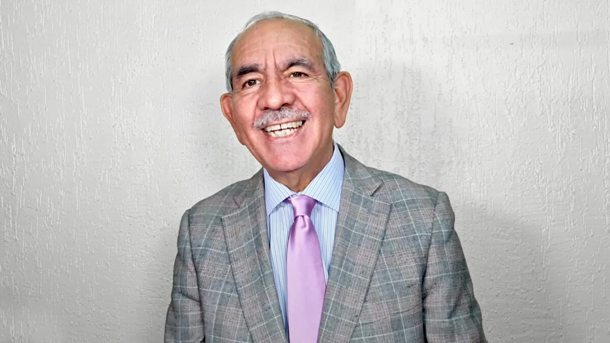 Tomándonos y apartándonos de la multitud