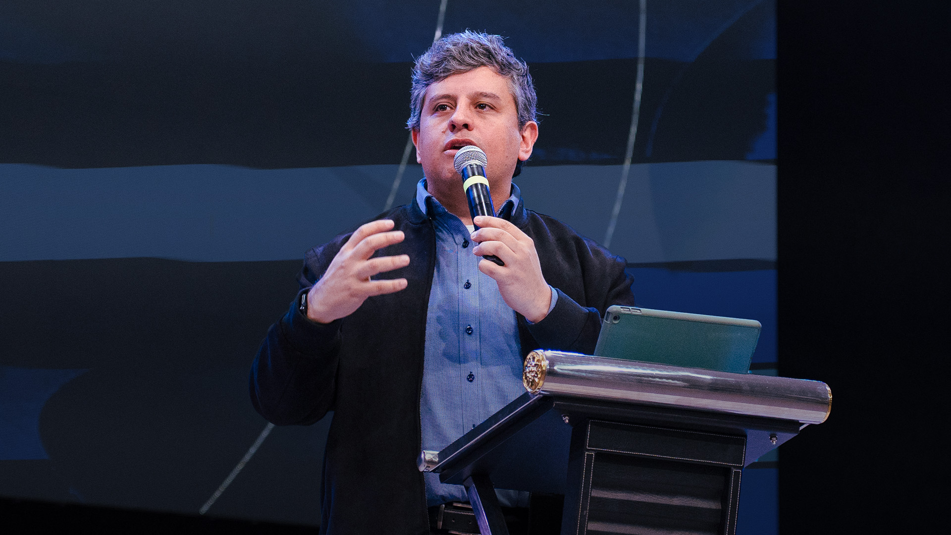 Acercándonos a Jesús